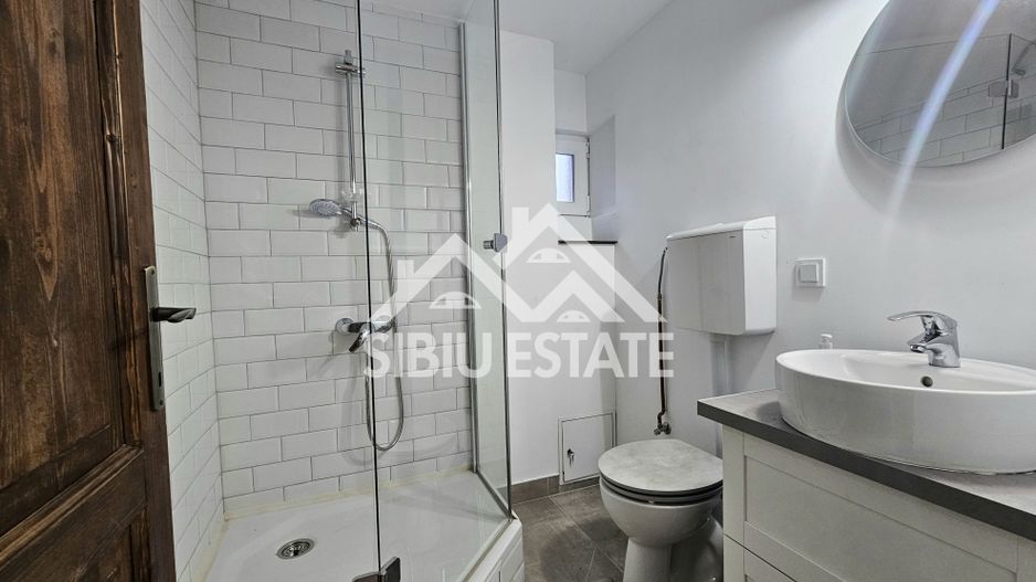 Imobil zona ultracentrala pretabil restaurant  schimbare destinatie - Poză 14