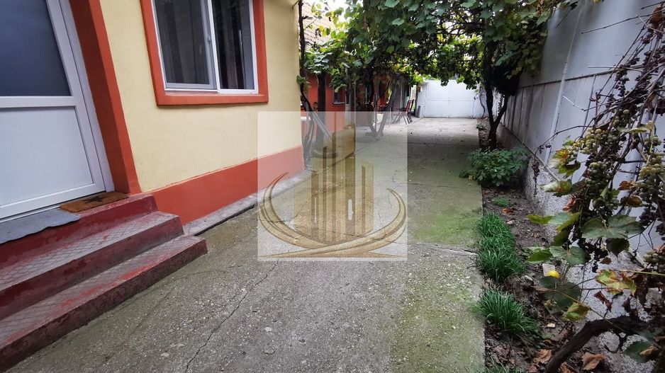 Casa individuala Mehala teren 740mp 200.000 Euro - Poză 3