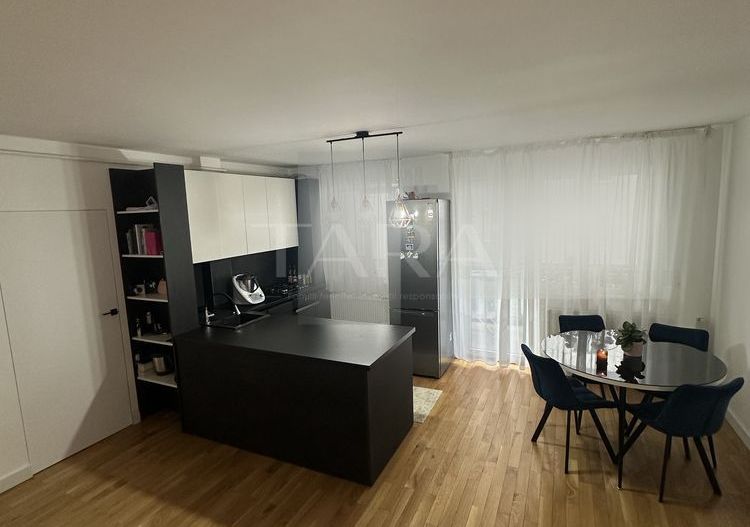 Apartament modern cu parcare inclusă – zonă în plină dezvoltare. - Poză 2
