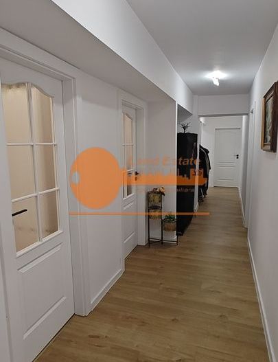 4 camere - 4 Minute de Metrou Lujerului - Poză 8