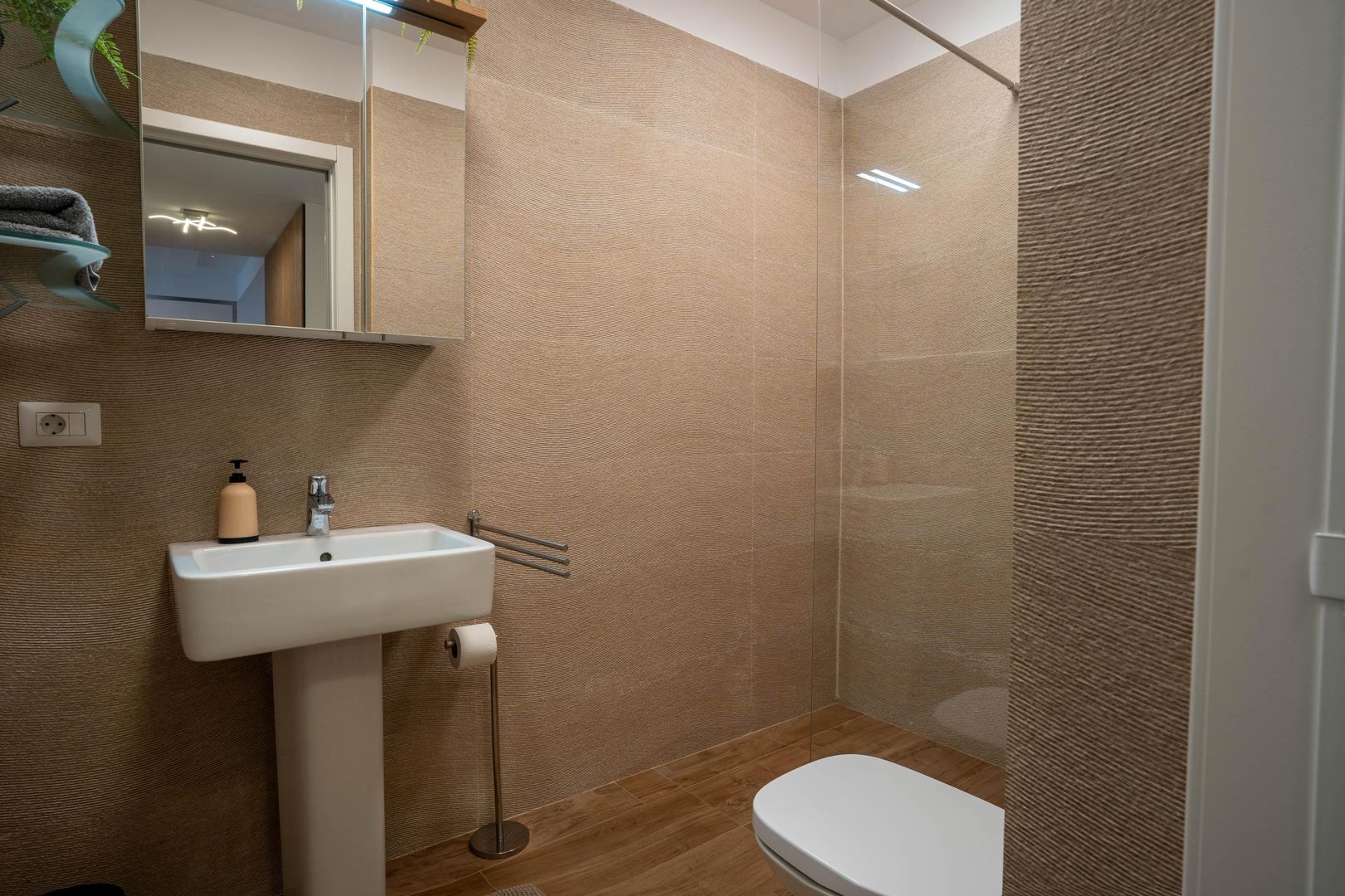 Apartament modern 3 camere I Zona Victoriei - Poză 16