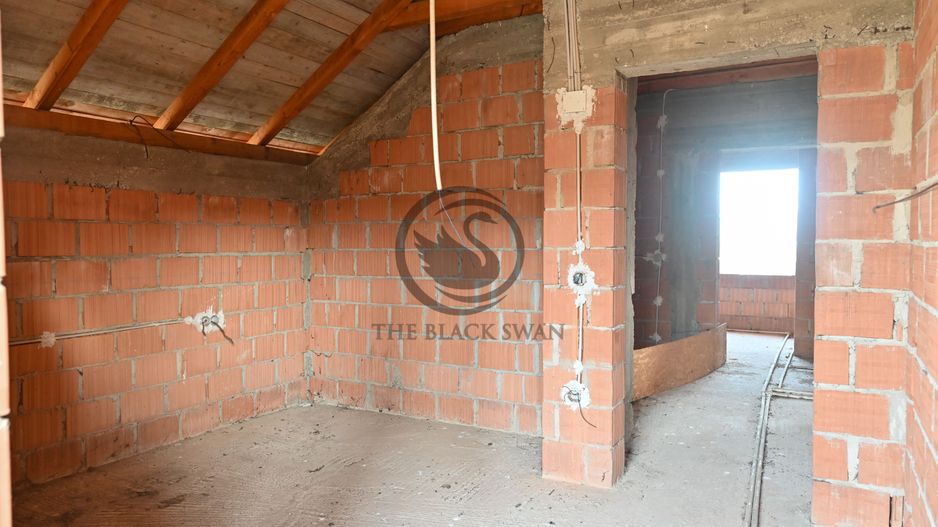 Casa la rosu de vanzare | Iordacheanu - Valea Cucului | Comision 0% - Poză 12