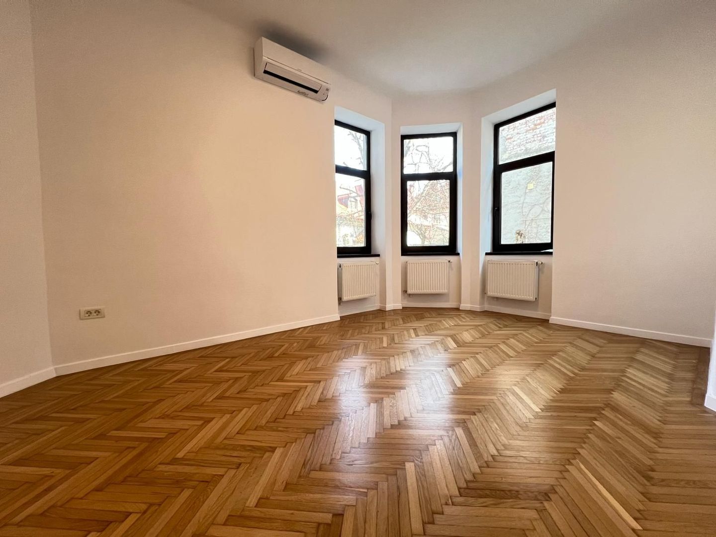 Vila "Roma" | Simbol Arhitectural Interbelic | Dorobanți Capitale - Poză 4