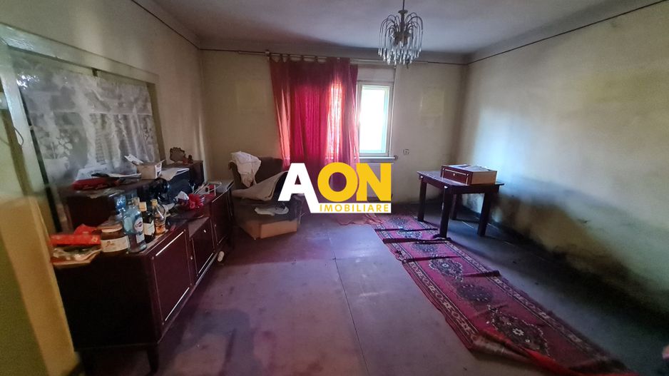 Casa 4 camere, 93 mp Construit, Teren 468 mp, Zona Cetate - Poză 6