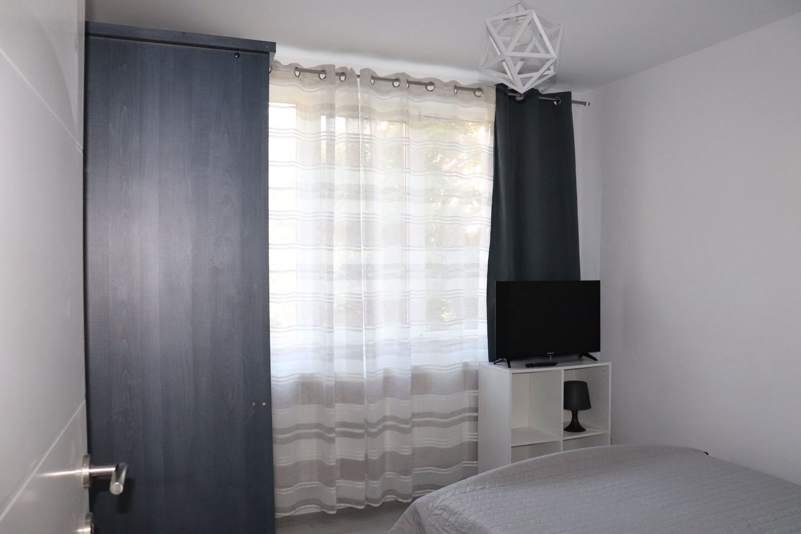 Dr. Taberei // Renovat // Mobilat - Poză 12