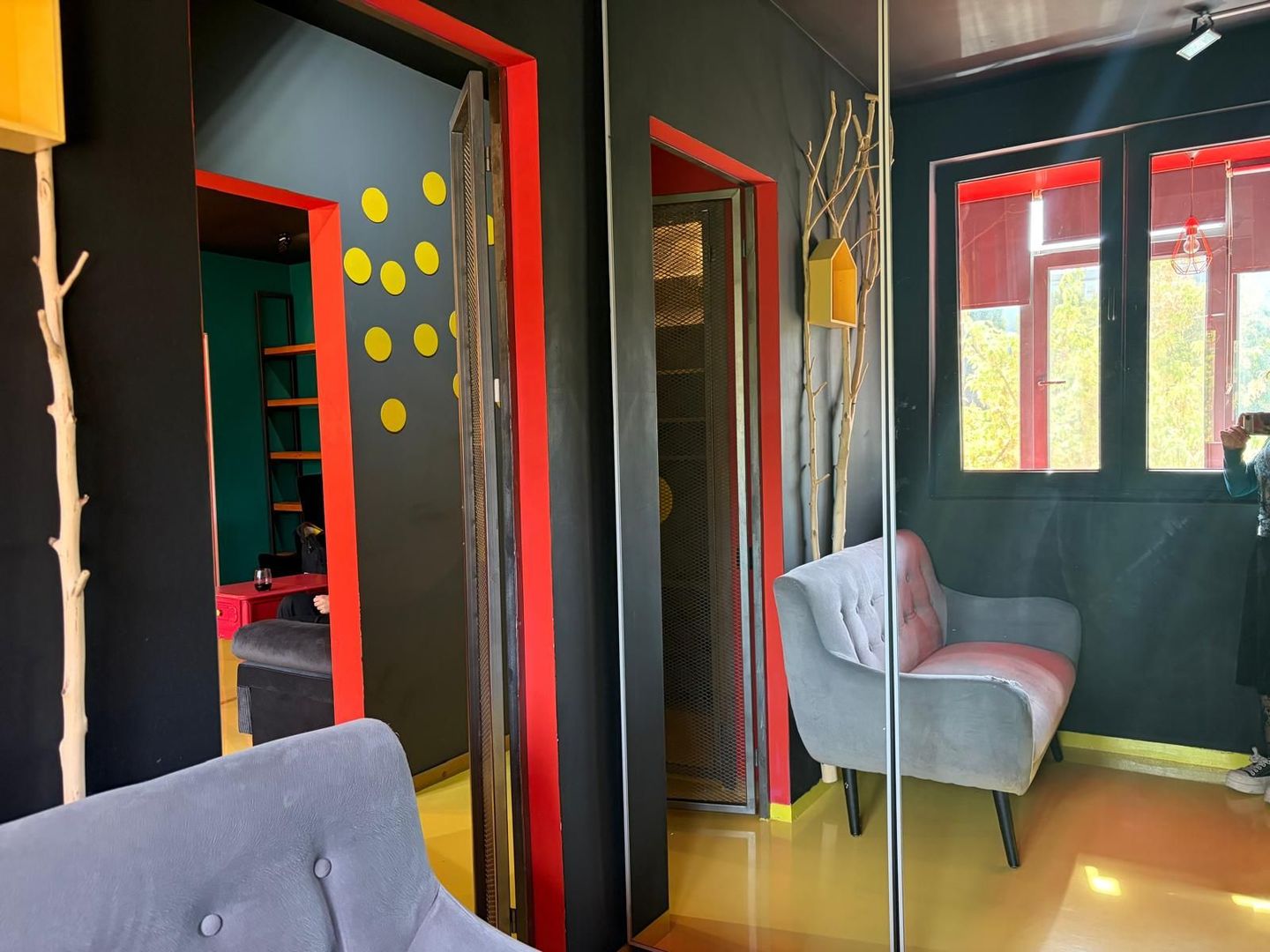 Apartament cochet, doua camere semidecomandat, 1 Mai - Poză 4
