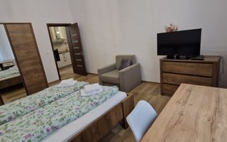Apartament 2 camere decomandat, mobilat complet – zona Liceul Barițiu. - Poză 1