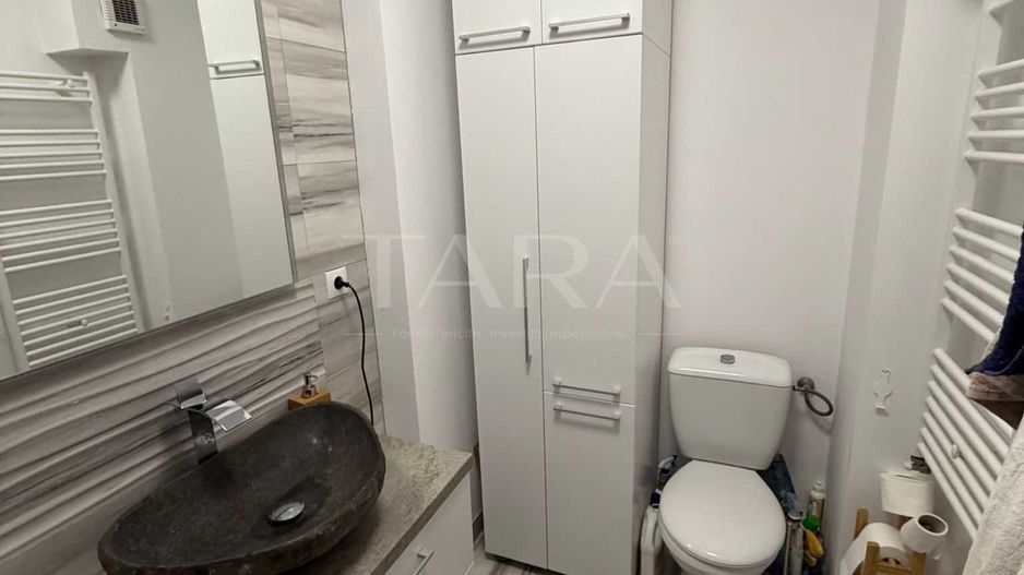 Apartament modern cu terasă generoasă și parcare subterană. - Poză 6