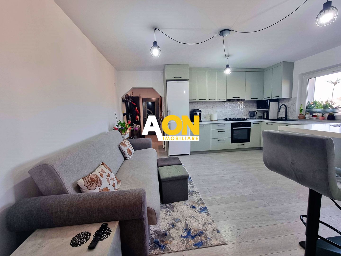 Apartament cu 2 camere reconfigurat, 52 mp utili, zona Cetate - Poză 2