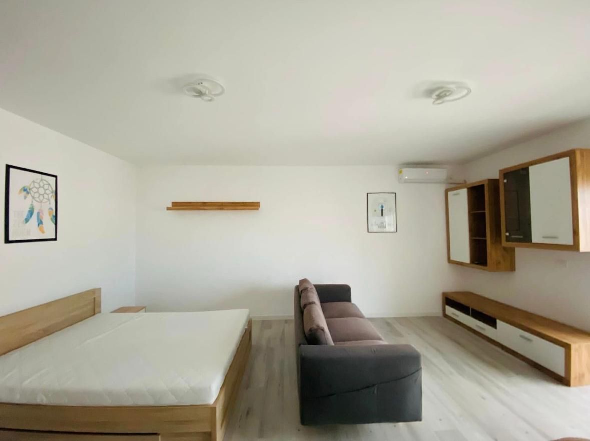 Giroc | 1 Camera | Mobilat si Utilat | Loc de parcare - Poză 1