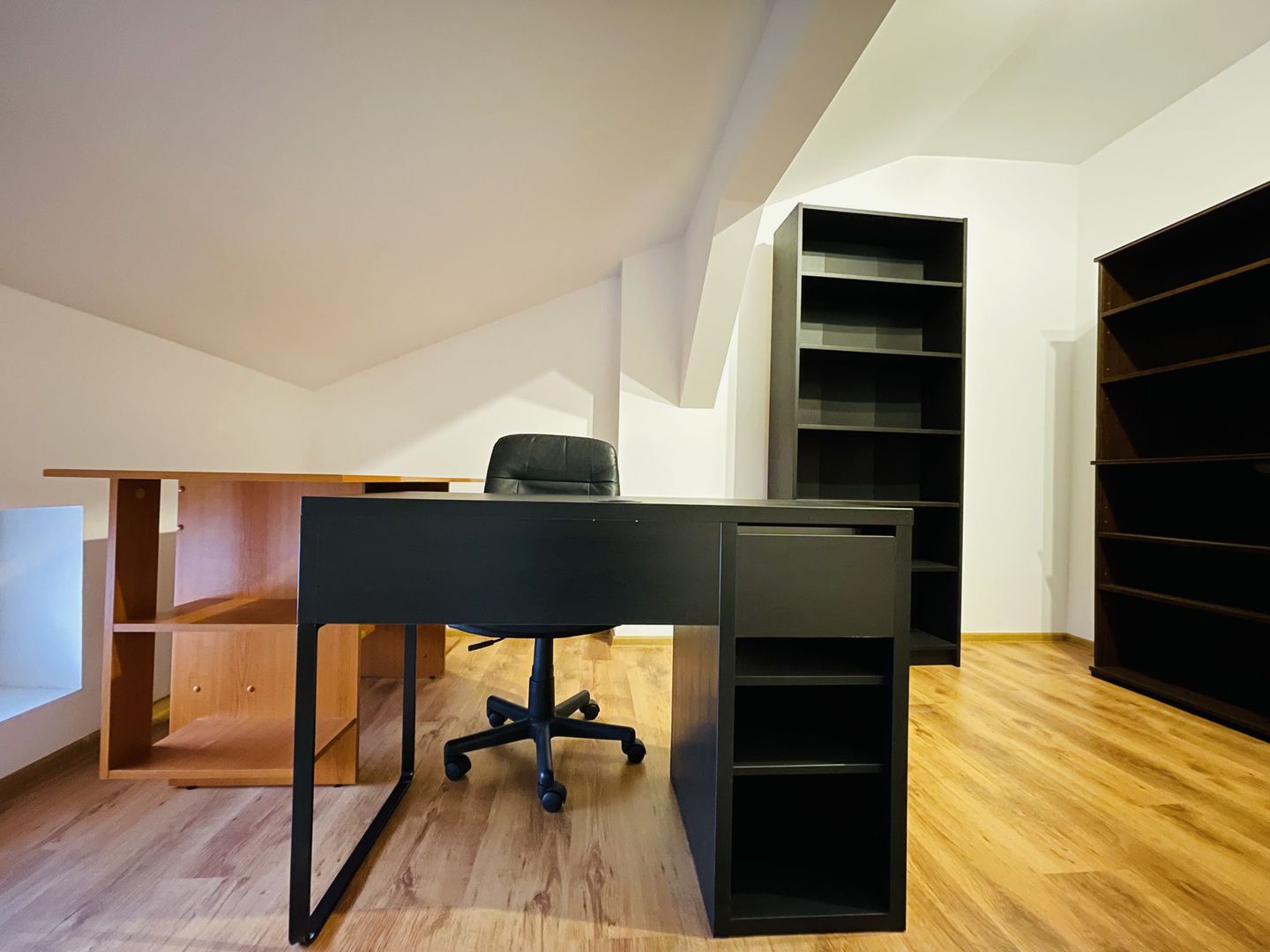 Casa din Dumbravita, 4 camere, 110 mp - Confort si liniste - Poză 18