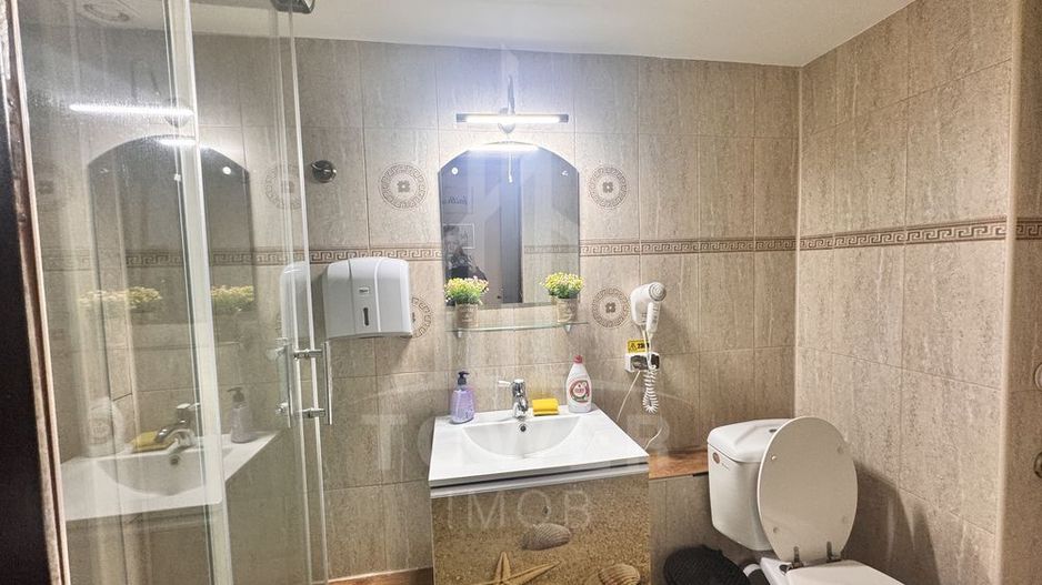 Spatiu Comercial Central de închiriat - Poză 5