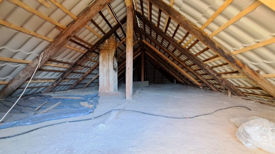 Două case de vanzare cu teren 1553 mp Reci - Poză 14