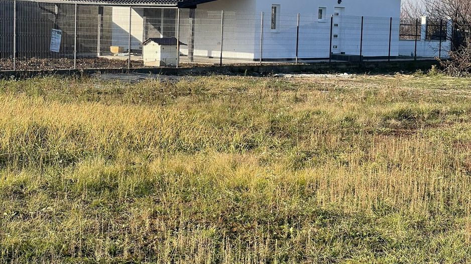 Duplex pe parter intr-o zona minunata - Poză 2