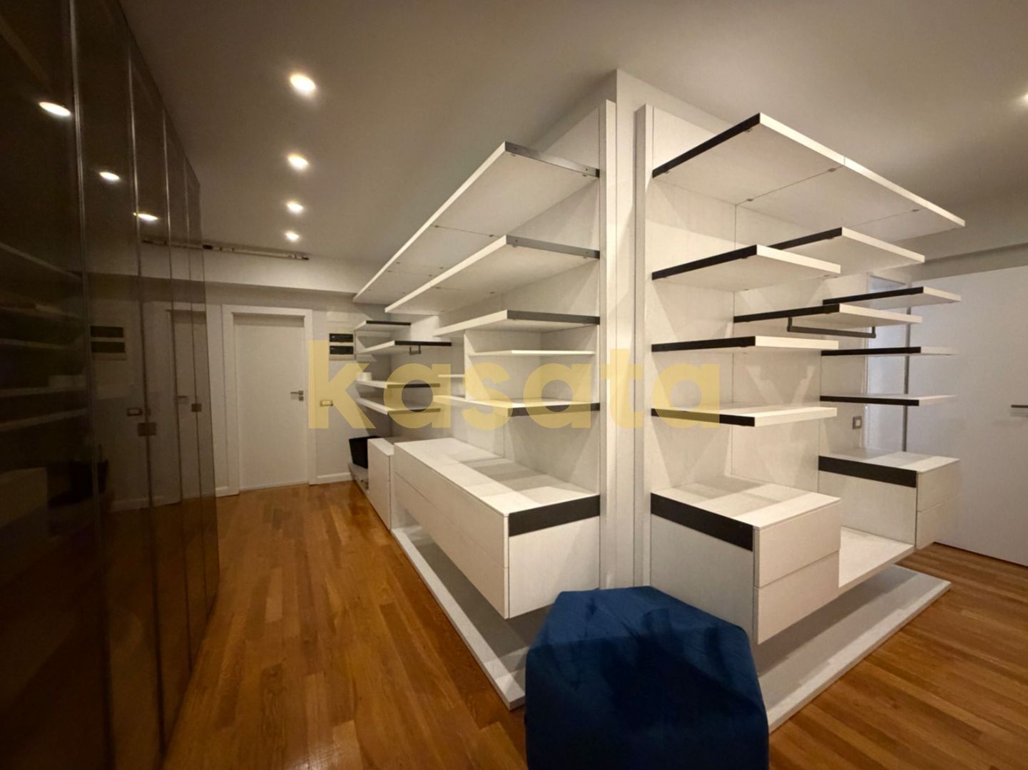 Apartament 4 camere | Premium | Upground | Panoramic Lake & City Views - Poză 25