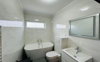 Apartament modern de vanzare - 2 camere, balcon si loc de parcare - Poză 11