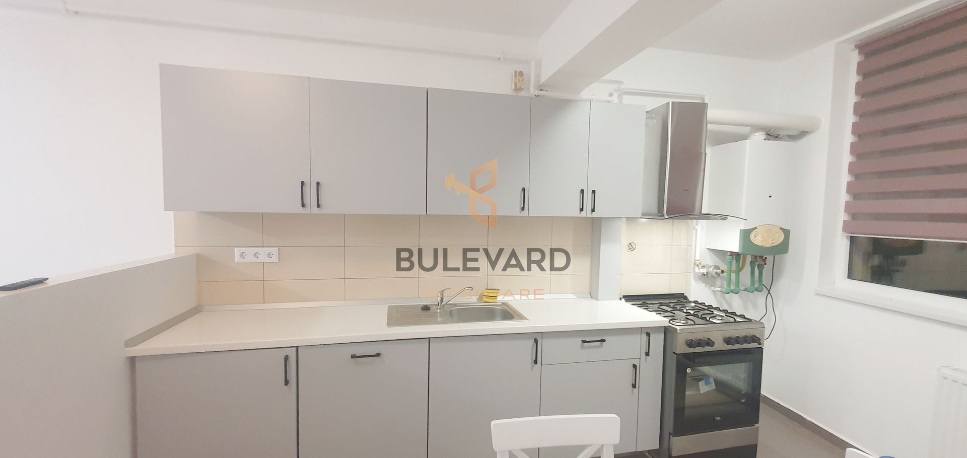 Apartament cu 2 camere + parcare, zona strazii Florilor! - Poză 4