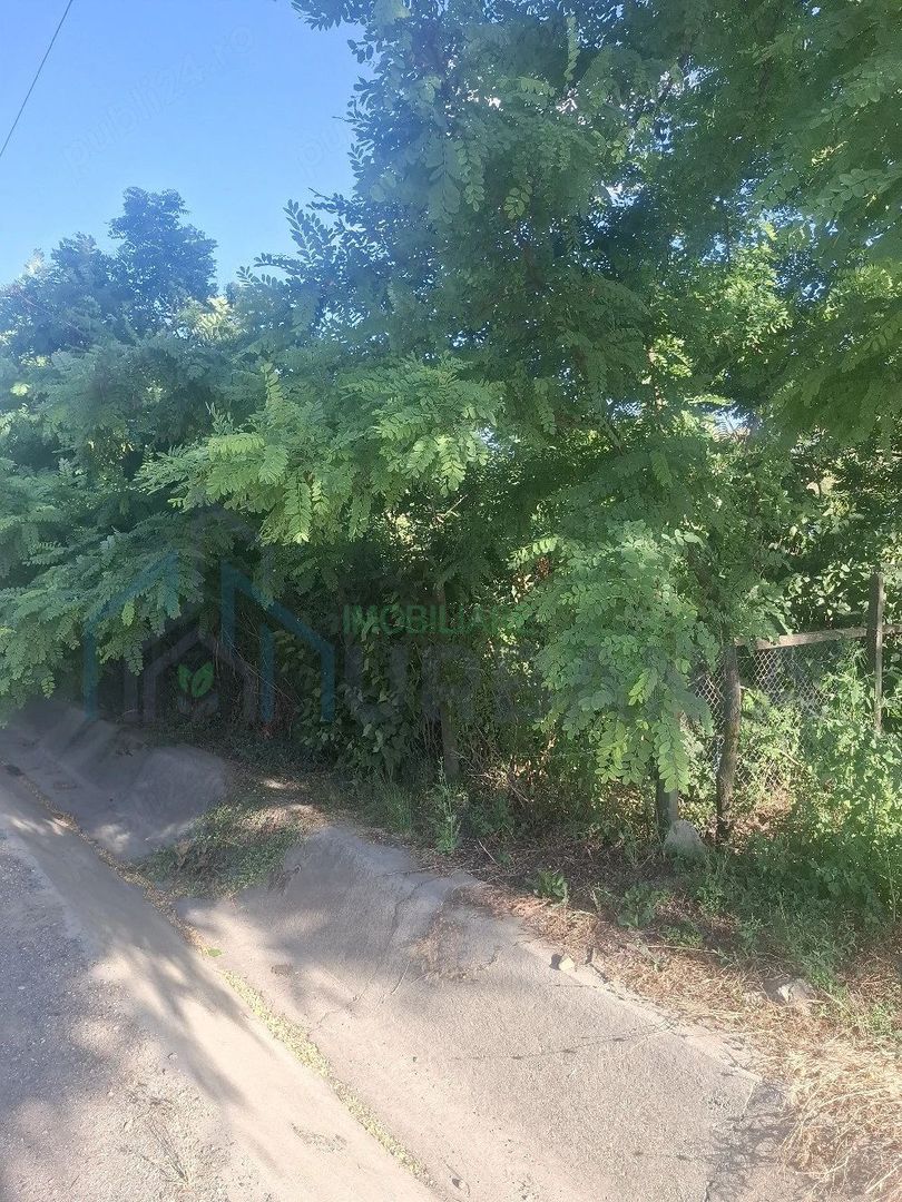 Casă de vânzare, sat Gropnița, teren 900 mp, 25 km de Iași - Poză 1