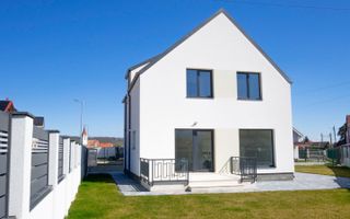 Casa Individuala Moderna cu 4 camere si 316 mp curte, in Cristian - Poză 5