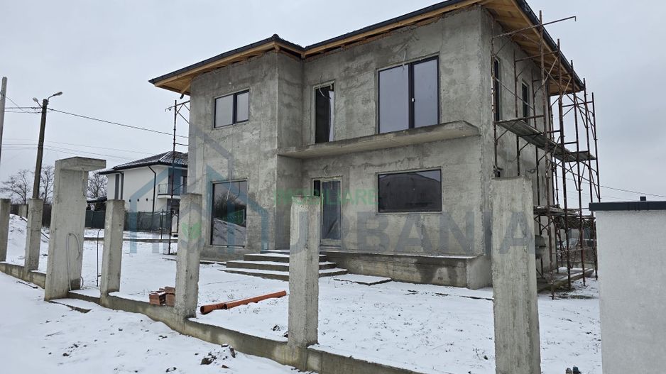 Vila de lux Hlincea, panoramic 360, strada asfaltata! - Poză 1