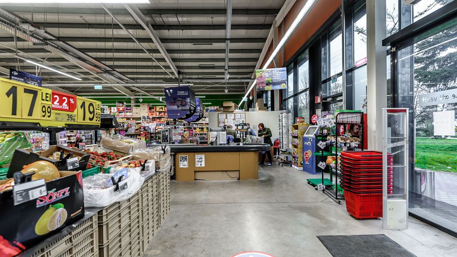 Spatiu comercial de vanzare cu chirias Carrefour Market Arad - Poză 6