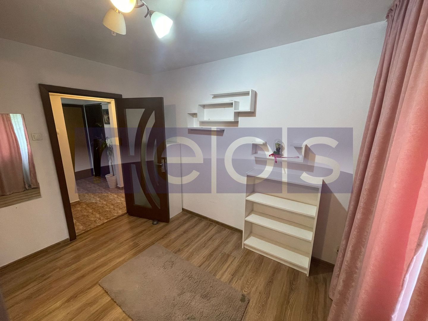 VANZARE 4 CAMERE DECOMANDAT-  LIVIU REBREANU - Poză 3