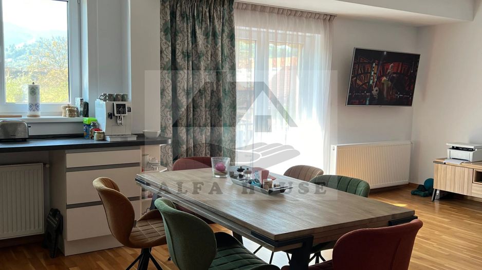 Apartament trei camere, 83 mp, vedere panoramică spre Tâmpa-Bartolomeu - Poză 8