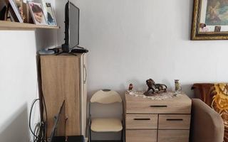 Garsoniera zona Sagului mobilata - Poză 2