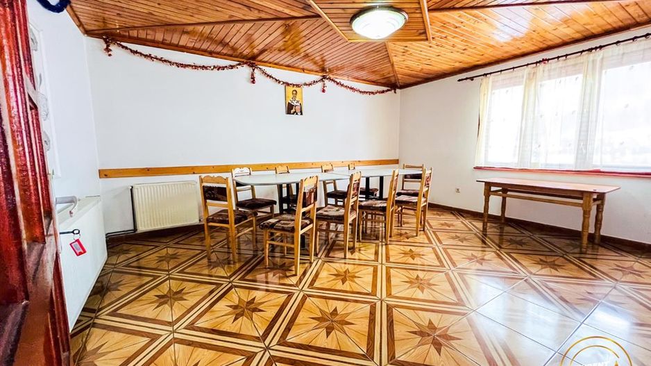 Pensiune in decor fermecator, loc de istorie si legenda, Moieciu de Jos, Bran - Poză 14