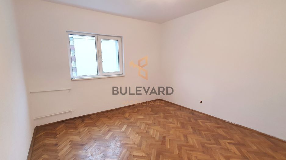 Apartament 3 camere decomandate +parcare, zona Bdl. N. Titulescu! - Poză 3