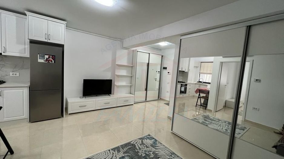 Inchiriem studio in Micro 17 , etaj 2 bloc ROKA, parcare privata, - Poză 20