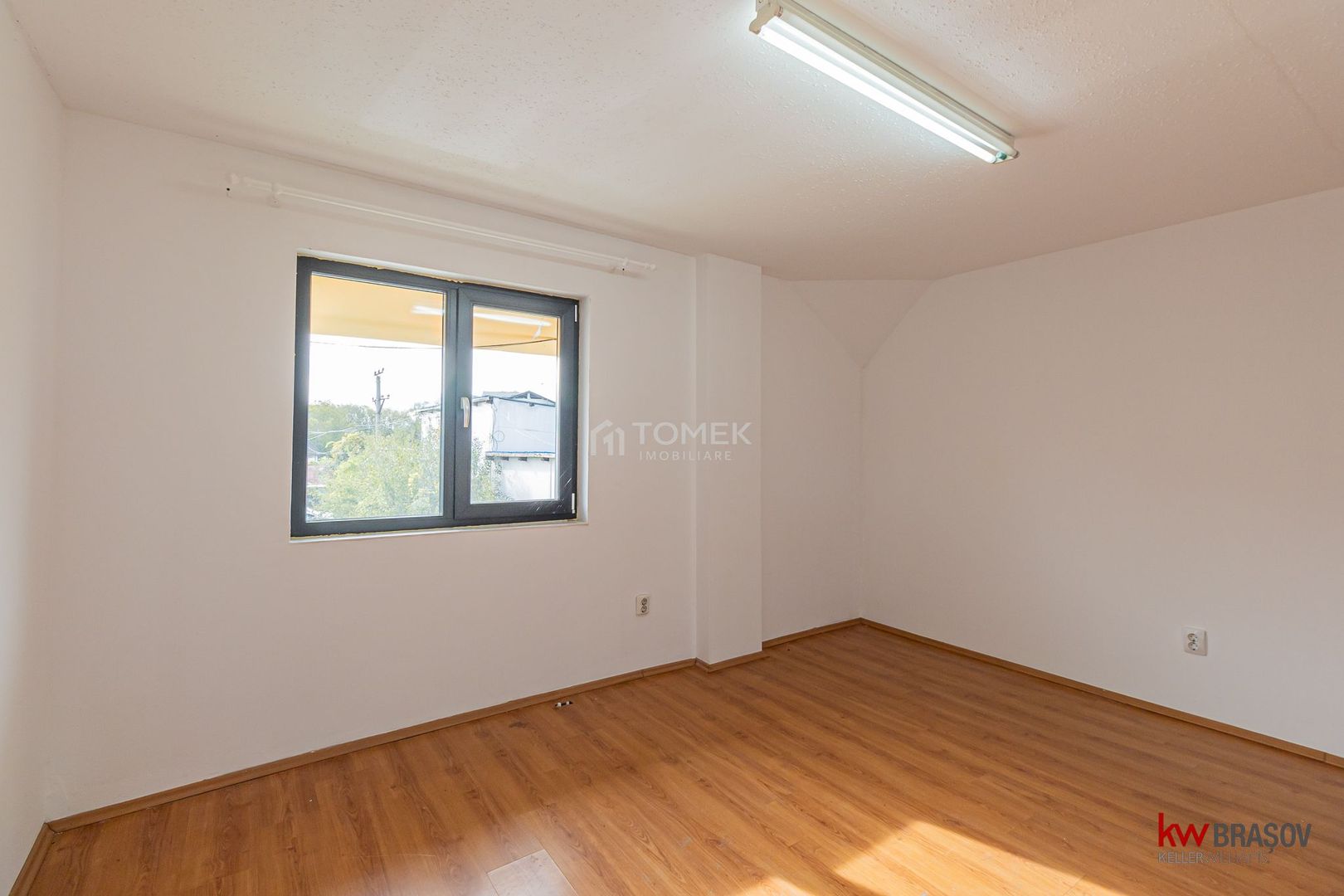 Spatiu comercial/depozit/birouri -Stupini Ocolitoare - Poză 13