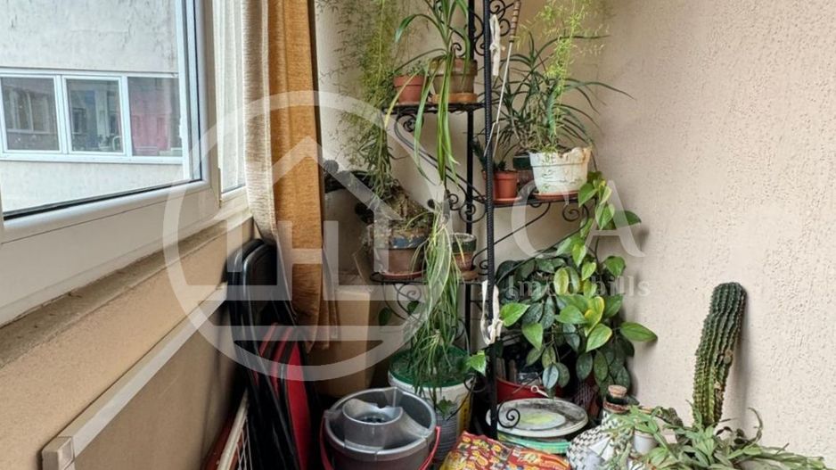 Apartament cu  3 camere de vânzare în zona  Iosia,  Oradea - Poză 9