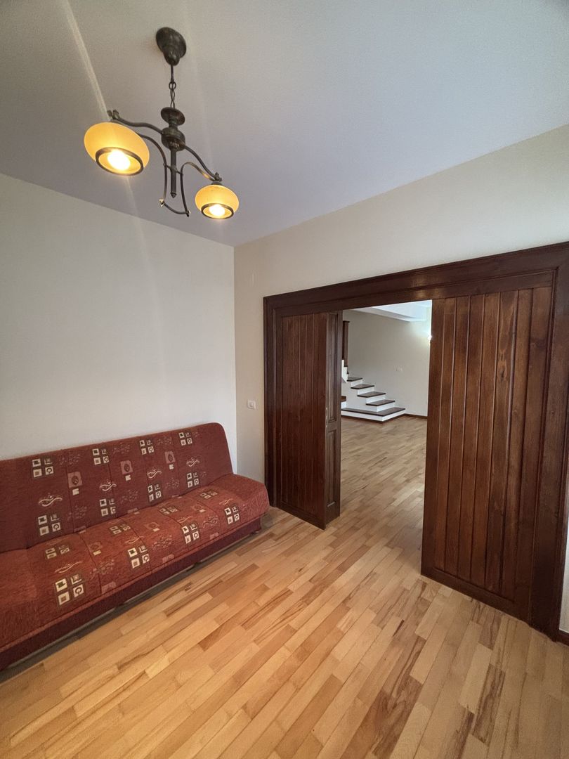 Vilă primitoare zona Modern - Poză 9