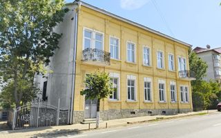 VÂNZARE/SCHIMB CU TEREN  - Clădire interbelică, centru oraș Siret - Poză 14
