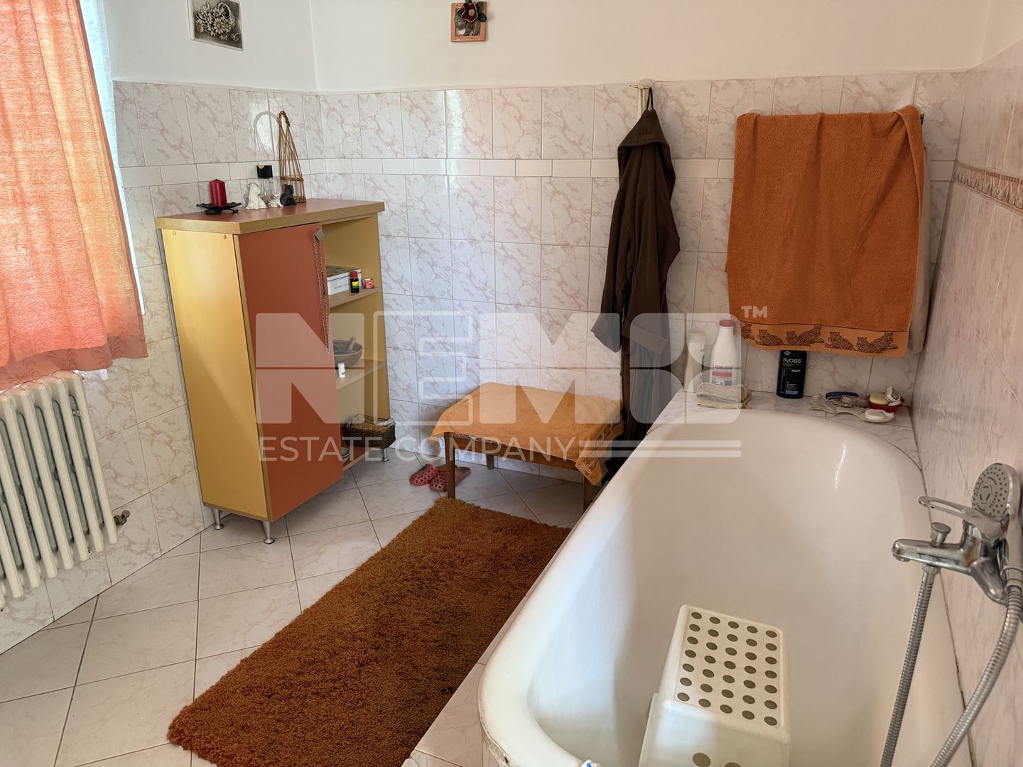 Casă ultracentrală | Rădăuți | 570 mp teren | 100 mp construiți - Poză 6