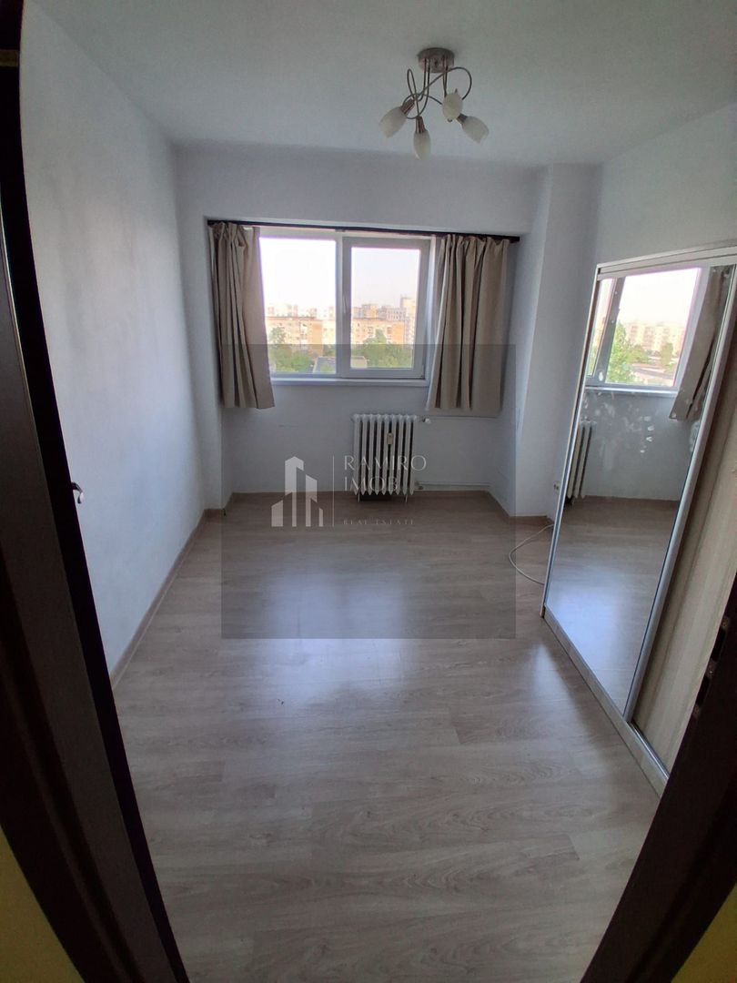 OCAZIE 3 CAMERE METROU GORJULUI 4 minute - Poză 9