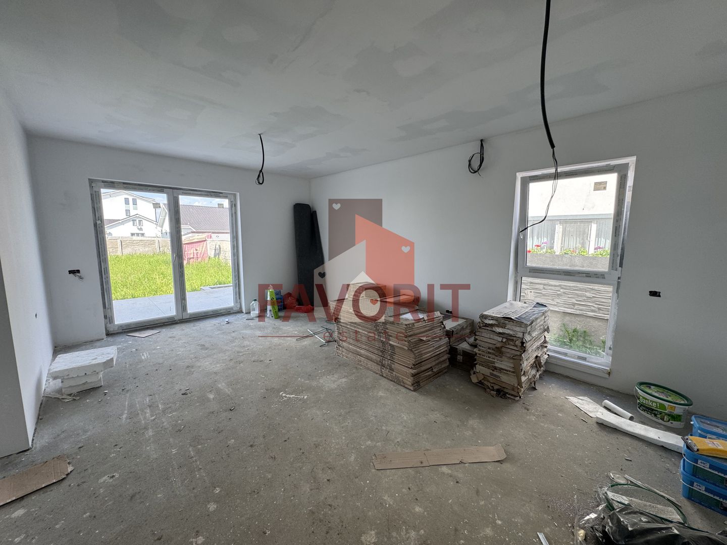 Duplex 5 camere ,despartit prin camera tehnica, finisat la cheie in Mosnita - Poză 6