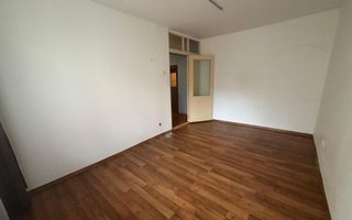 Apartament cu centrala proprie - Poză 1