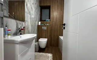 Vila de vanzare-5 camere-3 bai-500 M de STV - Poză 24