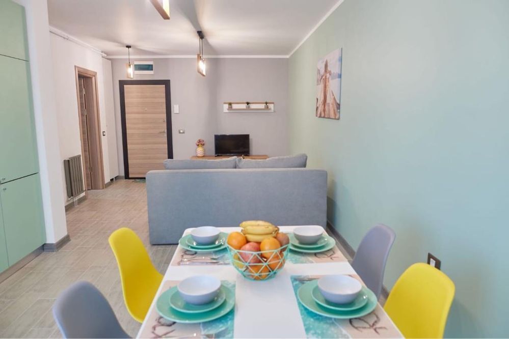 Apartament 2 camere de vânzare, prima linie la mare - Ocazie - Poză 2