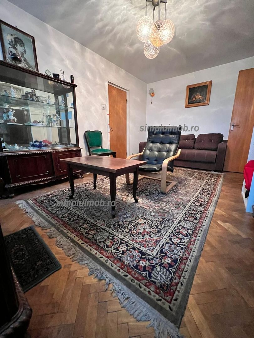 2 camere metrou Dristor etaj 4 din 10 se accepta credit - Poză 1