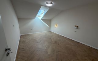 NOU. Disponibil imediat. Decomandat. Zona Soarelui - Poză 8