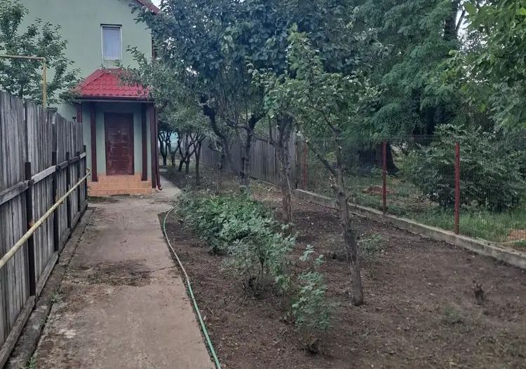 Casă de vânzare P+1 în Otopeni   Zona centrala - Poză 6