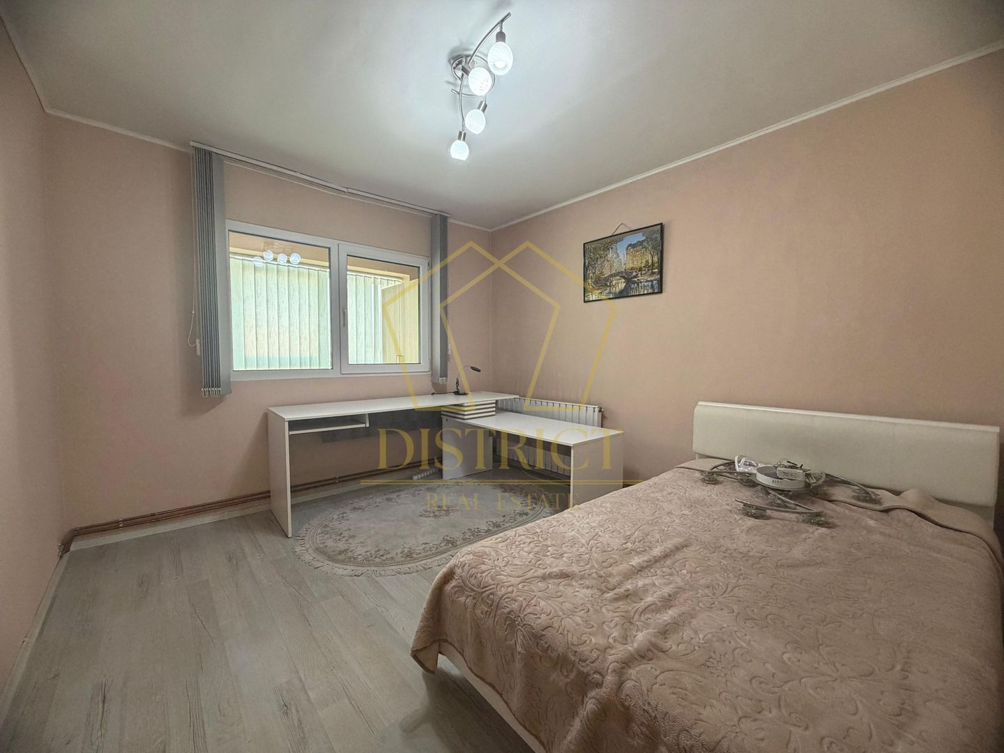 Apartament decomandat cu 5 camere si 2 bai, etaj 2 | Buziasului - Poză 12