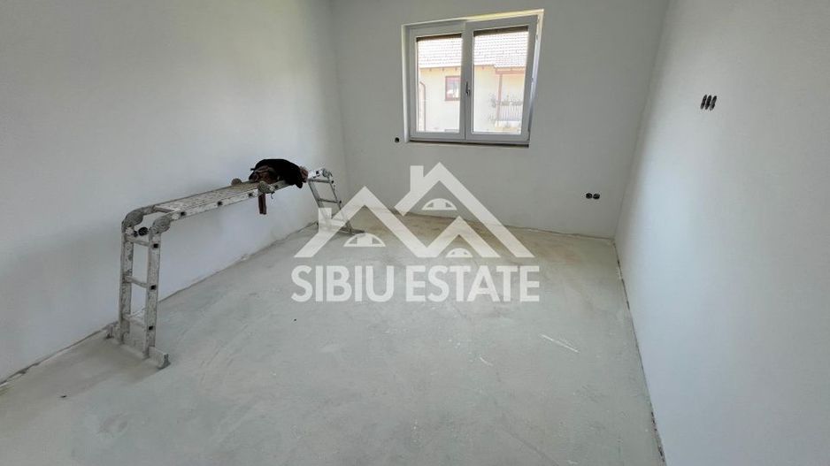 Casă Individuală cu garaj dublu de Vânzare în Șelimbăr, zona Lidl - Poză 15