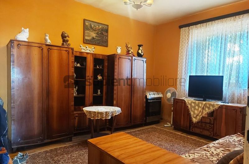 Teren de vanzare str.Colinelor cu casa demolabila - Poză 7