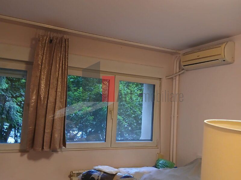 Vânzare apartament semidecomandat 2 camere Bd. Obregia - Poză 2