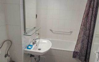 Închiriez apartament cu 2 camere - Poză 5