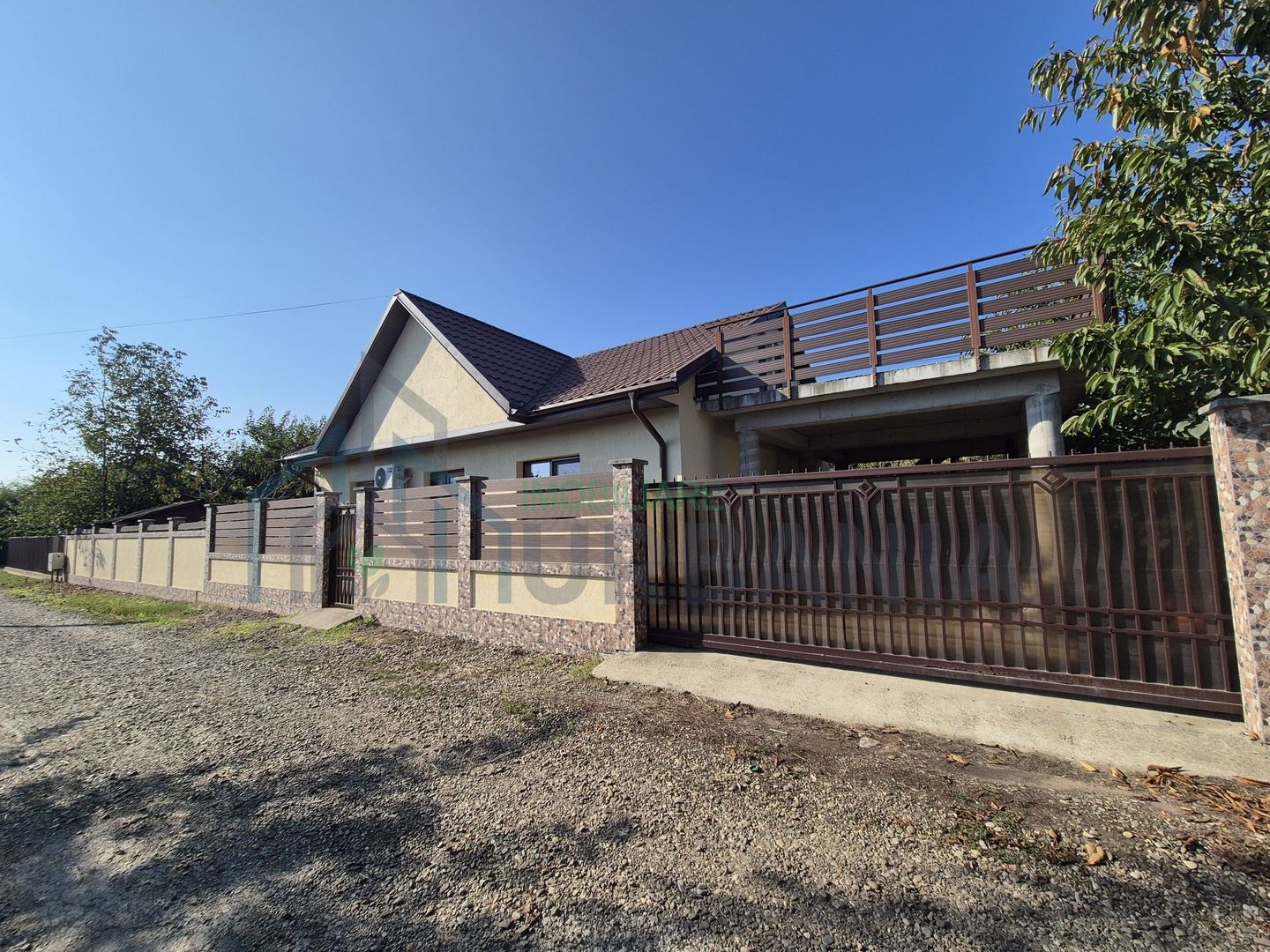 Casă la parter în Horpaz – 65 mp utili, terasă suspendată 27 mp și teren 500 mp - Poză 1